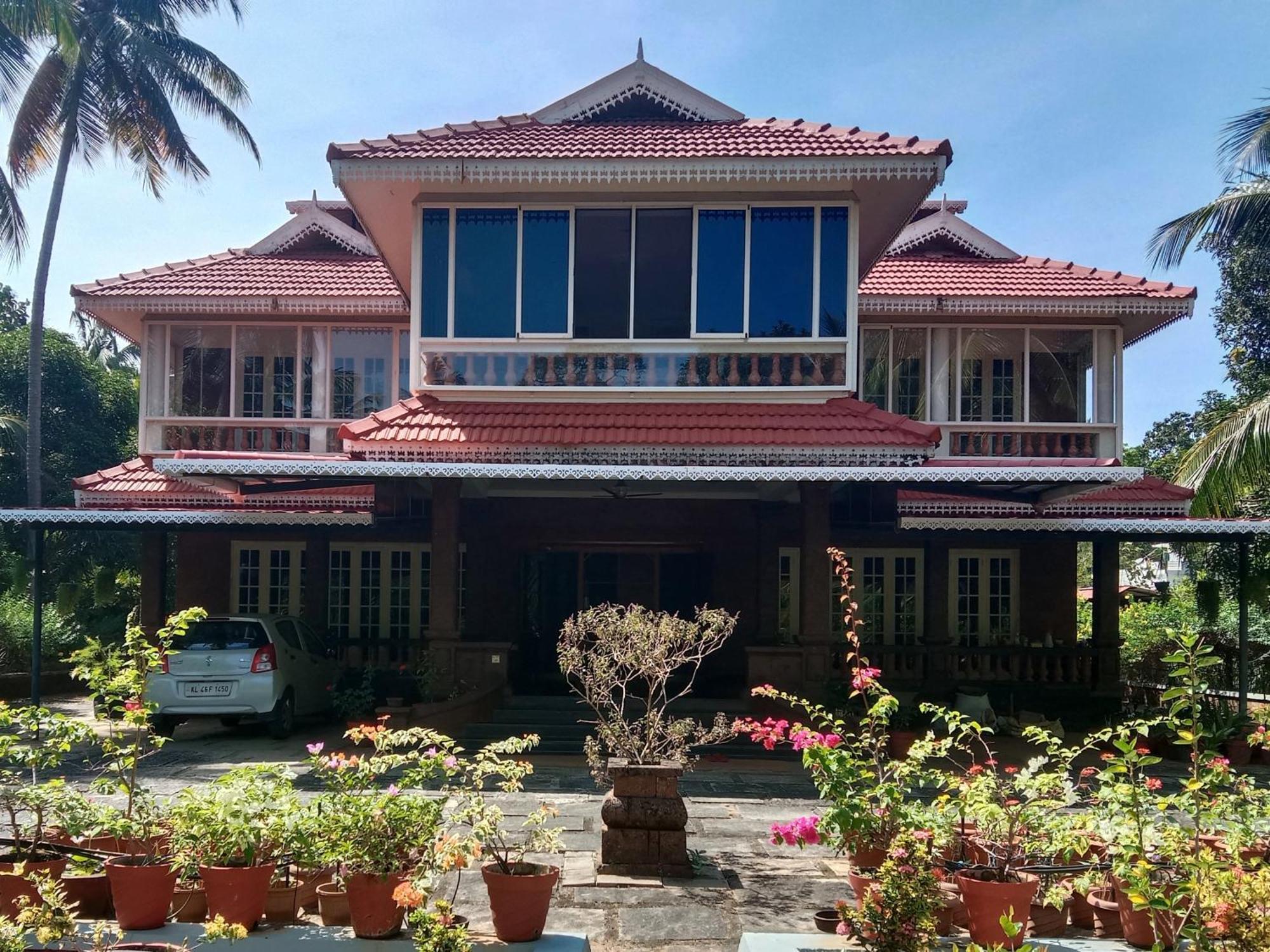 Pournami Home Stay Thrissur Exterior photo